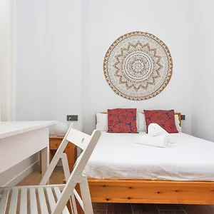 Oasis In The Heart Of - 2 Bedroom Apartment Seville