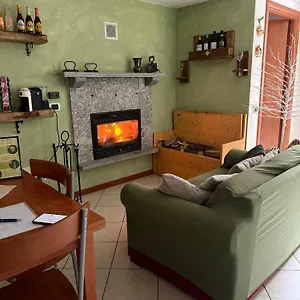 Alpaca's House: Green, Animals & View Apartment Bellano